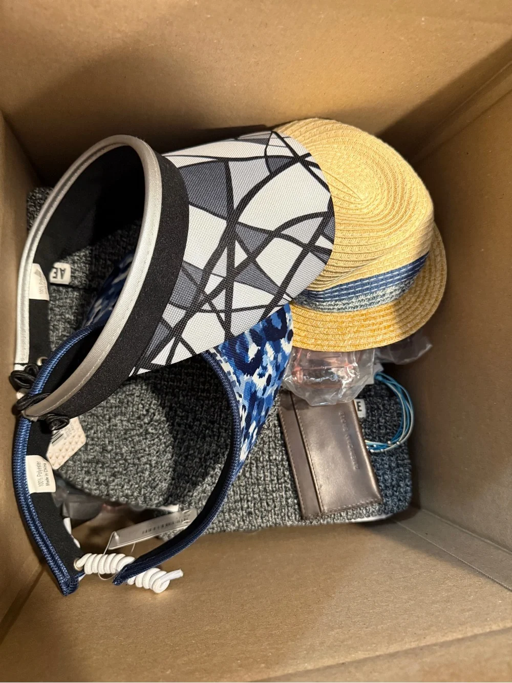 NWT/NWOT Accessories Reseller Bundle | American Eagle Aerie Puma l lGolf + More - Picture 9 of 14